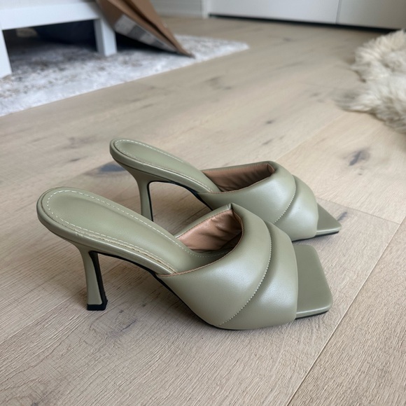 Green heeled mules - Picture 4 of 5